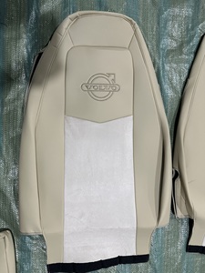 ボルボ FH ラグジュアリー トラック用 ベンチシートカバー ソフトレザー クッション 長距離ドライバー向け リアポジション用 インテリアキット - Product Image 5