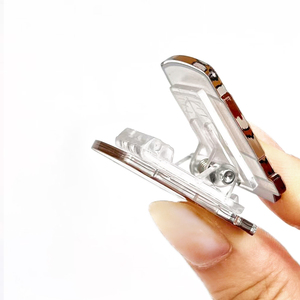 Clip de Sujeción Transparente de Doble Cara de Acrílico PP con Diseño de Dibujos Animados para Oficina y Papelería, Clip de Almacenamiento Fijo NASNAK - Product Image 3