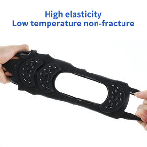 ที่ครอบรองเท้ากันลื่น 30 ฟัน ทำจากยางซิลิโคน ป้องกันการลื่นบนหิมะและน้ำแข็ง เหมาะสำหรับการปีนเขาและเดินป่าในฤดูหนาว - Product Image 4