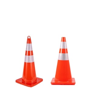 กรวยจราจร PVC สีแดงสะท้อนแสงสูง ขนาด 70 ซม. ขายส่ง เหมาะสำหรับใช้บนถนน - Product Image 1
