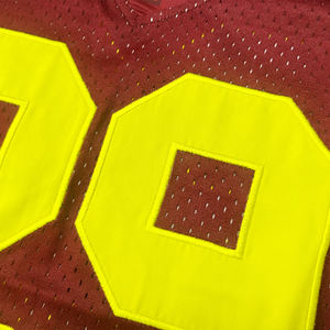 Jersey de fútbol americano de gran tamaño Diseño retro con cuello en V Jersey de fútbol americano personalizado - Product Image 4