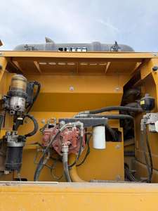 Excavatrices Liugong d'occasion de bonne qualité et peu utilisées, modèles LiuGong 933E, 933F, pelles et excavatrices d'occasion Liugong 933e 933f - Product Image 4