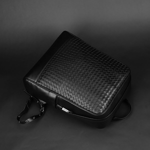 Paquet d'ordinateur Sac à outils Kit Genuin Sac à dos d'ordinateur Mode Messenger Travail Affaires Manches Courtese Cuir Imperméable Tricot - Product Image 3