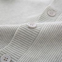 Nouveau Cardigan Tricoté Personnalisé pour Homme en Viscose, Style Coréen, Couleur Unie, Automne, Décontracté, Ample, Polyvalent, Vente en Gros, Designer