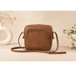 Top Quality Genuine Leather Ladies Shoulder Bag Lightweight Fashion <b>Purse</b> with Spacious Interior for Organized Storage At Sale - Product Image 2