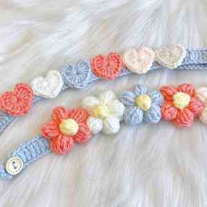Collier pour chat en fleurs au crochet fait main, collier décoratif en tricot en forme de cœur pour animaux de compagnie, bavoir en laine douce pour chaton, idéal pour les accessoires de photographie - Product Image 5