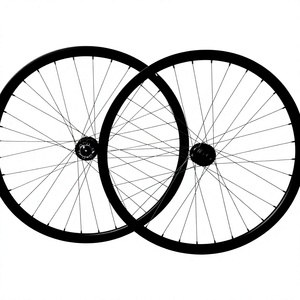 Juego de Ruedas <span class=keywords><strong>para</strong></span> Bicicleta de Carretera, Gravel y <span class=keywords><strong>Ciclocross</strong></span>, Ultraligeras, 32 Radios de Acero, Freno de Disco, Llanta de Aleación de Aluminio de Doble Capa 700C - Product Image 1