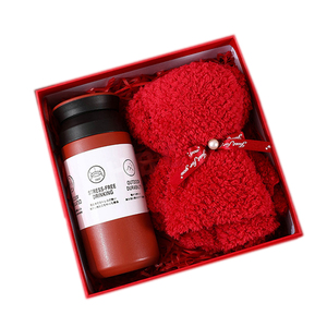 Juego de <span class=keywords><strong>Tazas</strong></span> de Cerámica <span class=keywords><strong>Personalizadas</strong></span> HBC, Taza Única con Botella <span class=keywords><strong>y</strong></span> Toalla para Regalo de Cumpleaños, Navidad o Regalo de Boda para Invitados - Product Image 3