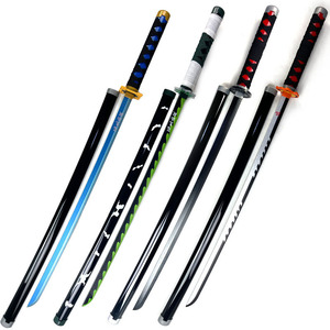 Vente Flash : 18 Designs d'Épées en Bois de Bambou Tanjirou pour Cosplay Anime Japonais, Accessoires de Cosplay pour Fans, Cadeau d'Anniversaire - Product Image 2