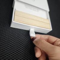 Coffret de 60 cartes d'affirmation pour maman, cadeau pour maman après l'accouchement, avec support en bois dans une boîte à tiroir blanche