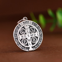 Collar con Colgante de Medalla de San Benito en Plata S925, Estilo Vintage, Acabado Antiguo, Amuleto Religioso para Niños, Hombres y Mujeres