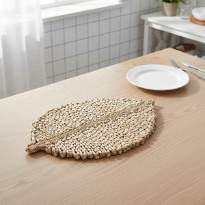 Hand-woven Thickened Placemat Creative Home Kitchen Decoration Mat Cattail Leaf Pad Papyrus Leaf Placemats Woven <strong>Table</strong> <strong>Coasters</strong> - Product Image 3