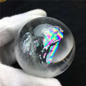 Esferas Pequeñas de Cuarzo Transparente Natural Pulido al por Mayor, Bolas de Cristal Agrietadas con Efecto Arcoíris, Esferas de Cuarzo Transparente para Sanación - Product Image 6