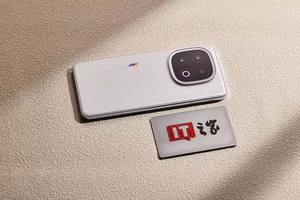 Nuevo IQOO 13, Pantalla AMOLED LTPO de 6.86'' y 144Hz, 2K, 8 Elite, 6150mAh, Carga de 120W, Android 15, Smartphone 5G para Juegos - Product Image 4