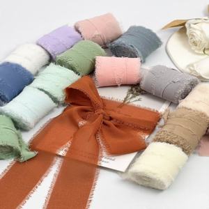 Nhà Máy Cung Cấp Tùy Chỉnh Màu <span class=keywords><strong>S</strong></span>ắc Và Kích Thước Voan Lụa Ribbon Handmade Fringe Voan Ribbon Với Rờn Cạnh Bán Buôn - Product Image 2