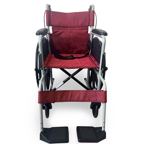 Proveedor de Sillas de Ruedas KSM-203 Ofrece Silla de Ruedas Portátil Ultraligera de 4 Ruedas, Solo 16.5 kg, Adecuada para Pacientes en Rehabilitación - Product Image 1