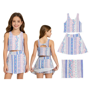 En stock: Conjuntos deportivos casuales de verano para niñas pequeñas, con estampado floral azul y rosa, top sin mangas y falda pantalón. Ropa de yoga y deportiva para hermanas. Venta al por mayor. - Product Image 1