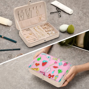 Estuche de Almacenamiento de Joyas de Piel Sintética con Logotipo Personalizado Coreano de Moda, con Divisores para Collares - Product Image 6