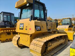 รถดันดินมือสอง Caterpillar D5K CAT D5K รถแทรกเตอร์ไฮดรอลิกแบบตีนตะขาบ CAT D5 D5h D4 D3 CT Dozer สำหรับขาย ได้รับการรับรองมาตรฐาน CE - Product Image 5