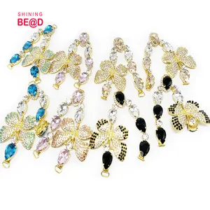 Nouvelles chaînes de sandales tongs pour femmes 2025, ornées de strass, pour l'été et la <span class=keywords><strong>plage</strong></span>, avec décorations métalliques cousues à la main et lanières en alliage - Product Image 2