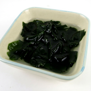 Flocons de moutarde de mer séchée en vrac 10kg-Méthode traditionnelle séchée au soleil, riche en minéraux, pour soupe miso - Product Image 1