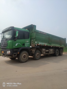 Nouveau camion benne minier poids lourd Howo 6X4, 25 mètres cubes, 371 ch, avec caméra arrière 360° et écran tactile - Product Image 5