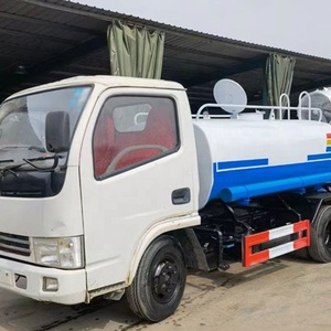 Camionnette Diesel <span class=keywords><strong>4x4</strong></span> d'<span class=keywords><strong>occasion</strong></span> en gros d'usine, arroseuse à gazon 110KW 150KW 8CBM, camionnette <span class=keywords><strong>4x4</strong></span> Diesel pour Dongfeng - Product Image 6