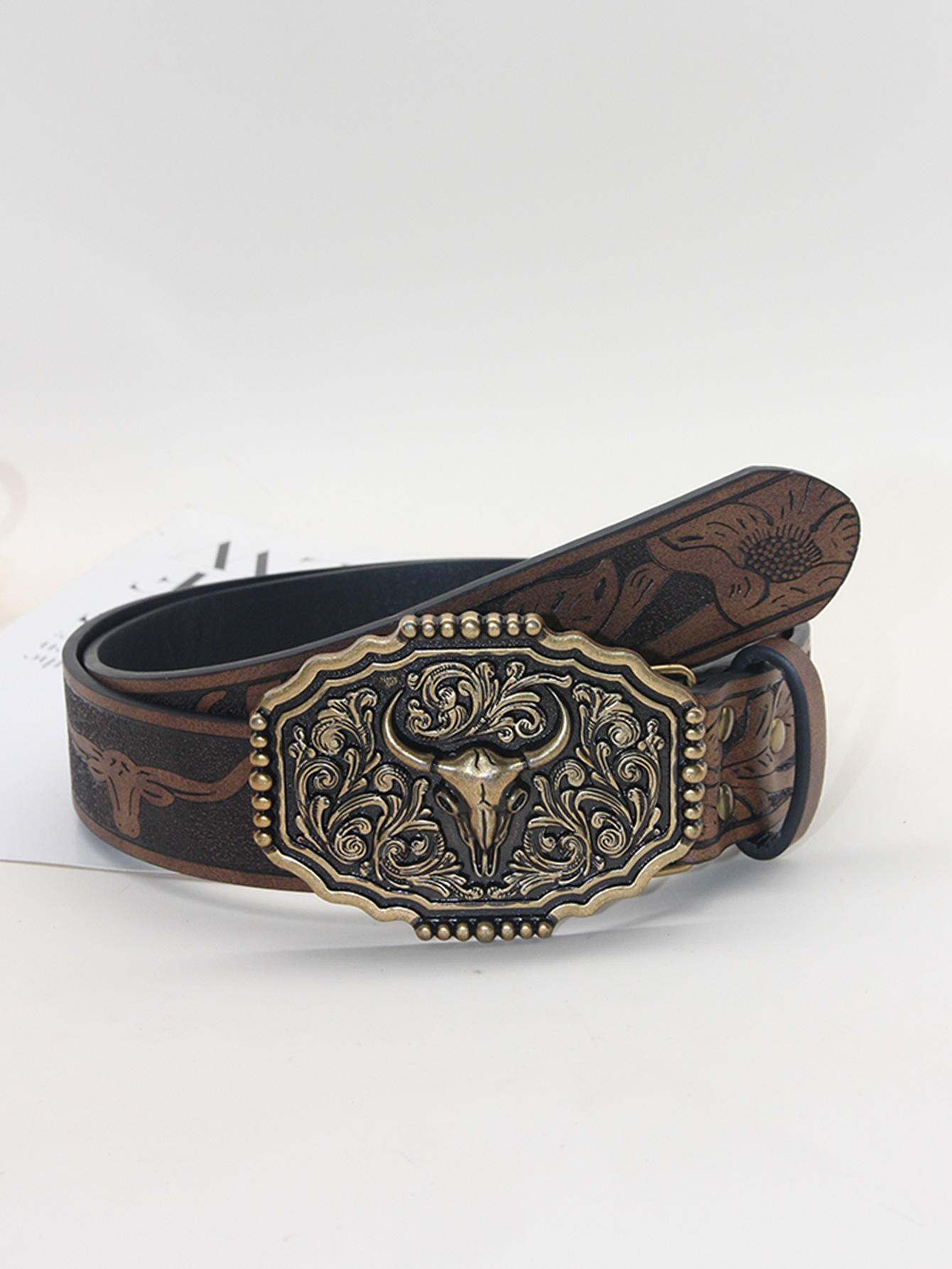 น้ำตาลอ่อน