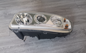 Para <span class=keywords><strong>Volvo</strong></span> 9700 New 24V <span class=keywords><strong>Bus</strong></span> Headlamp Accesorios esenciales para <span class=keywords><strong>Volvo</strong></span> Buses - Product Image 3