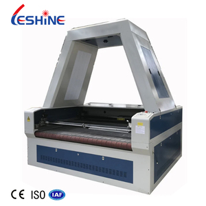 Machine de découpe laser CO2 CNC avec caméra CCD Big Vision et convoyeur pour la sublimation de tissus en rouleau, textiles, vêtements - Product Image 5