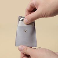Pochette à bijoux à double face en velours long et moelleux, avec fermeture à pression, pour écouteurs et petits objets numériques