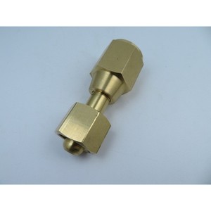 Copper Adapter G5/8 Female Thread Union Connector for Gas Cylinders and Pressure Regulators - Product Image 1