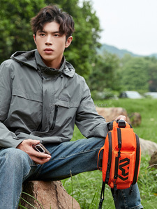 Sac de poitrine D2035 pour le cyclisme en extérieur, sac de voyage grande capacité multi-usages, sac à bandoulière diagonal, sac de taille tactique pour l'alpinisme et la randonnée - Product Image 5