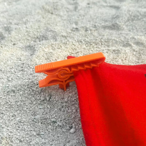 Clip per asciugamano da spiaggia, rettangolare, in plastica ABS, tipo gancio, per uso esterno e da viaggio, fermiabiti, confezione da 4 - Product Image 1