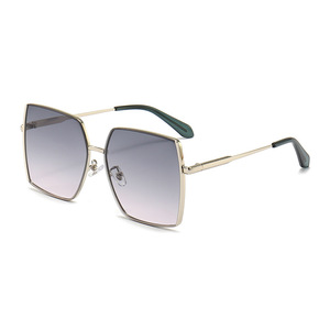Lunettes de soleil carrées tendance pour femmes, verres en nylon UV400, couleurs C1C2C3, origine Taizhou, protection solaire pour les voyages - Product Image 4