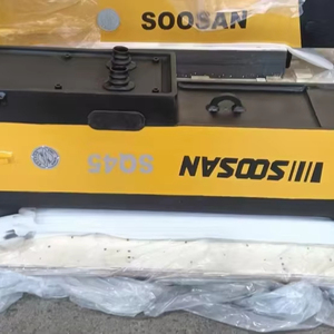 SQ45 pour brise-roche hydraulique avec boîte de vitesses et roulement principaux pour excavatrices de 9 à 16 tonnes, 845 kg, usage construction et exploitation minière - Product Image 1