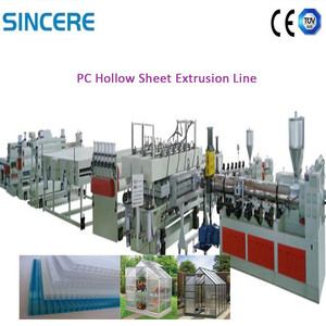 Ligne de production de panneaux creux en plastique PC, extrudeuse de feuilles ondulées en <span class=keywords><strong>polycarbonate</strong></span>, machine de fabrication de plaques grillagées creuses en PC - Product Image 1