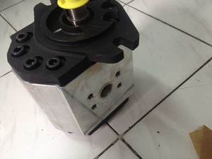 SETTIMA G55V050CCFSAEBAACODB High Oil <b>Screw</b> <b>Pump</b> 100 Bar 0.5 Industrial Use - Product Image 3