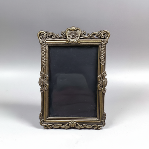 Modern metal <b>photo</b> <b>frame</b> for modern home decor with durable finish stylish display solution living spaces - Product Image 1