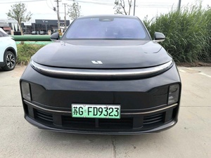 Li Auto 2024 L7 Pro Usado, SUV Automático EREV de Rango Extendido, Motor Dual, Tracción en las Cuatro Ruedas, Auto Familiar de Lujo, Volante a la Izquierda, en Venta - Product Image 3