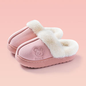 Nouvelles pantoufles en TPR pour enfants, pantoufles chaudes, pantoufles en peluche, pantoufles d'extérieur avec une grande promotion - Product Image 6