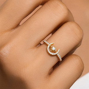 แหวนเงินแท้ชุบทอง 18K รูปดาวและพระจันทร์สำหรับผู้หญิงจาก CANNER Jewelry แหวนแบบเรียบหรู - Product Image 5