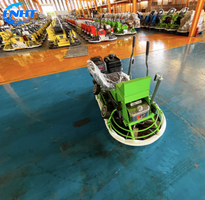 เครื่องปาดคอนกรีตแบบนั่งขับประสิทธิภาพสูง พร้อมเครื่องยนต์ 15 แรงม้า ค่าบำรุงรักษาต่ำ ประสิทธิภาพการทำงาน 1500-2000 ตารางเมตร/วัน - Product Image 1