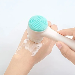 Limpiador Exfoliante Gránulos de gel de sílice Elimina físicamente la piel muerta para mejorar el acné de boca cerrada - Product Image 1