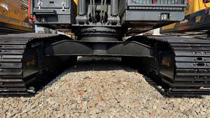 Prêt à travailler a utilisé l'excavatrice moyenne VOLVO EC240 pelle hydraulique compacte de chenille de 24 tonnes en Offre Spéciale favorable à l'environnement - Product Image 5