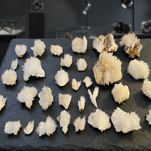 Spécimens minéraux naturels de scolecite, lot de cristaux pour collectionneurs, décoration d'intérieur, cadeau et collection de minéraux - Product Image 1