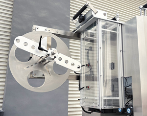 Machine d'étiquetage entièrement automatique / Machine d'étiquetage à vapeur pour bouteilles et canettes en PET avec manchon rétractable - Product Image 5