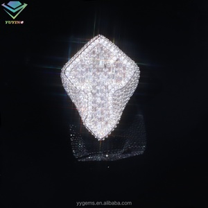 Anillo Cruzado de Moissanita en Oferta, Joyería Hip Hop para Hombre, Plata de Ley S925, Anillo Cubano con Cruz de Diamante de Moissanita de Laboratorio - Product Image 1