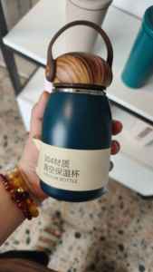 Gobelet isotherme mini en acier inoxydable avec couvercle anti-fuite, grande capacité, design portable, isolation thermique de 6 à 12 heures - Product Image 4