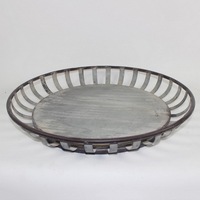 Ensemble de trois paniers en fil métallique vintage en forme de cercle en détresse Plateau de service écologique pour la décoration intérieure